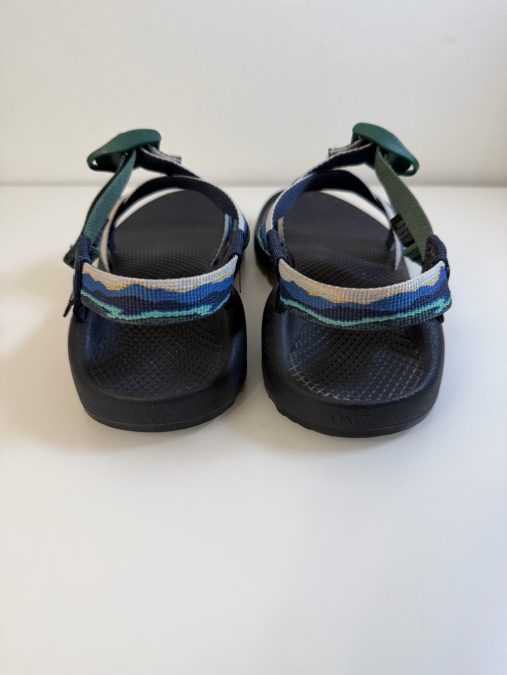 Chaco   Blue Green Strappy Adjustable Strap Outdoor Sandals Size 7 - Picture 8 of 12